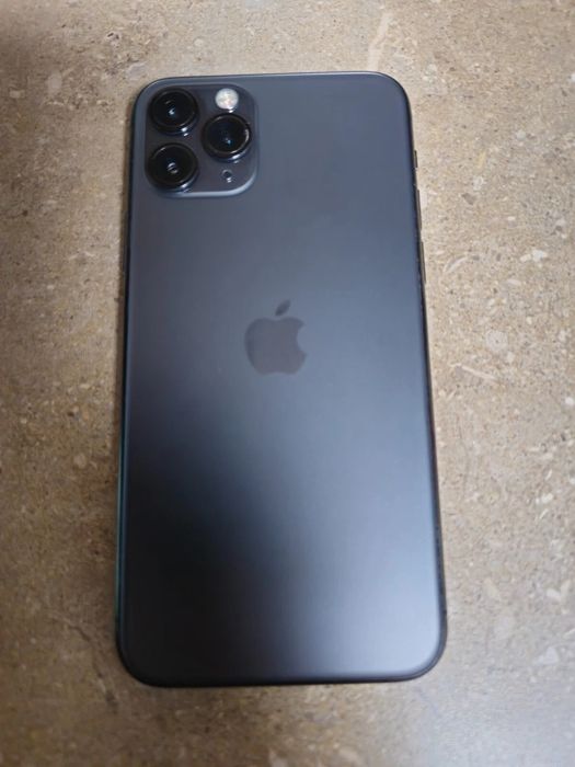 Iphone 11 pro с гарантией акб 80% 256 гб