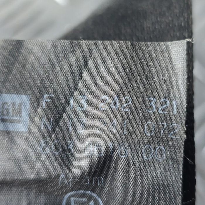 Centura de siguranta stanga spate Opel Zafira B Facelift