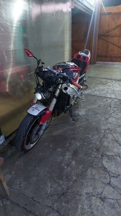 Yamaha fzr 1000 egzap