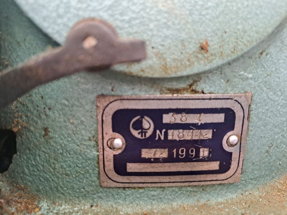 Срочно продам свинные машина  для мешков.