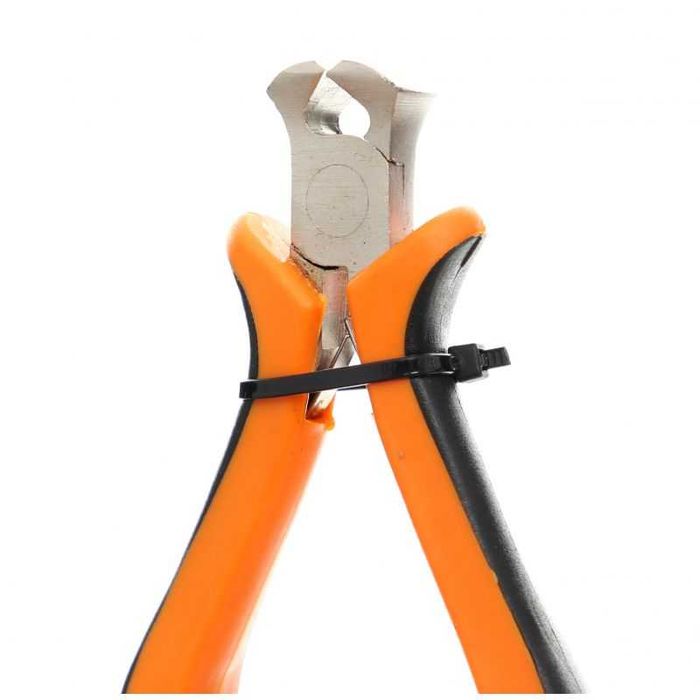 Комплект 14бр. отвертки и клещи