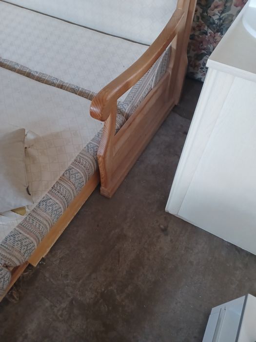 Canapea extensibila lemn