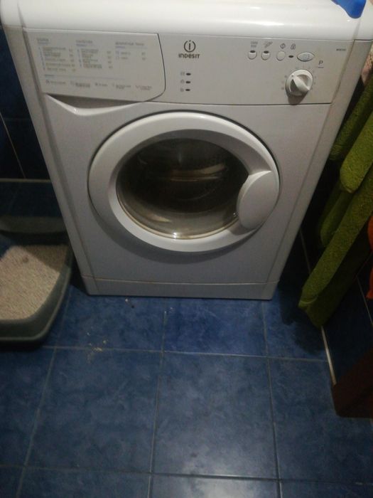 Продам стиральную машину