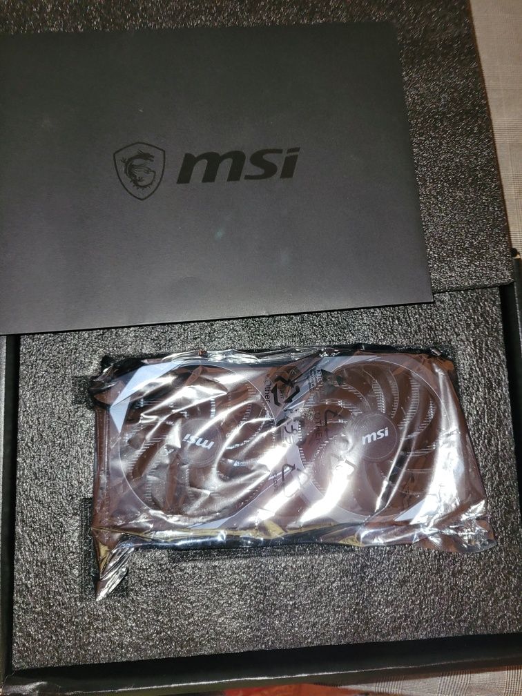 Видеокарта АMD RX 6600 8GB MSI Mech - пълен комплект