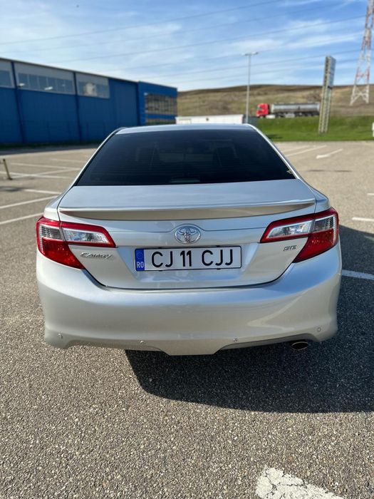 Toyota Camry 2,5 Benzina aspirat 180 cp