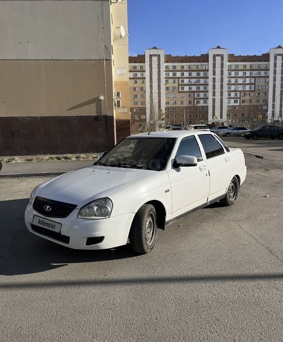 Продам приору живой