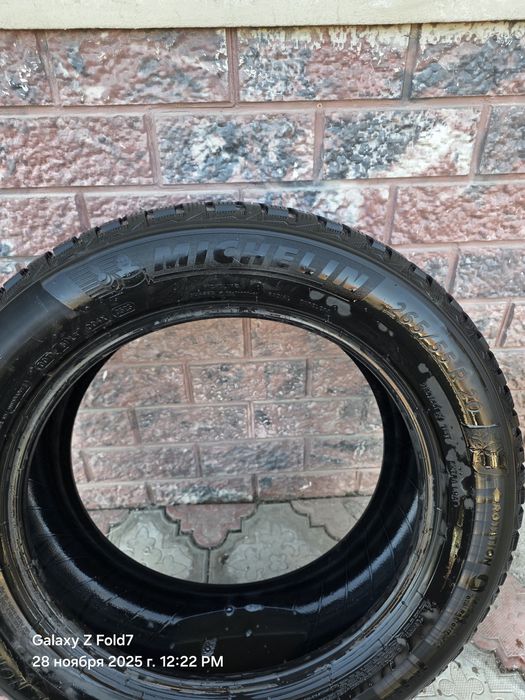 Продам комплект зимней резины