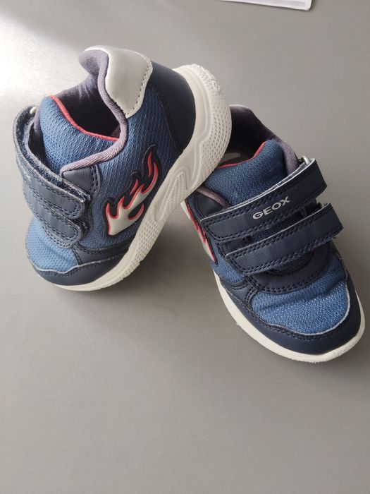 Adidași Geox băieții - mărimea 22