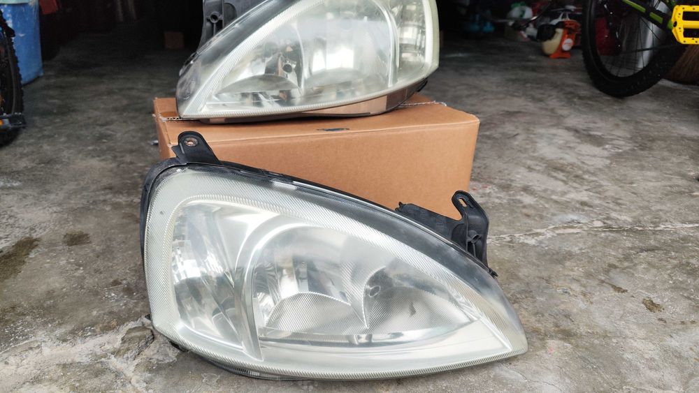 Фар ляв и десен OPEL CORSA C