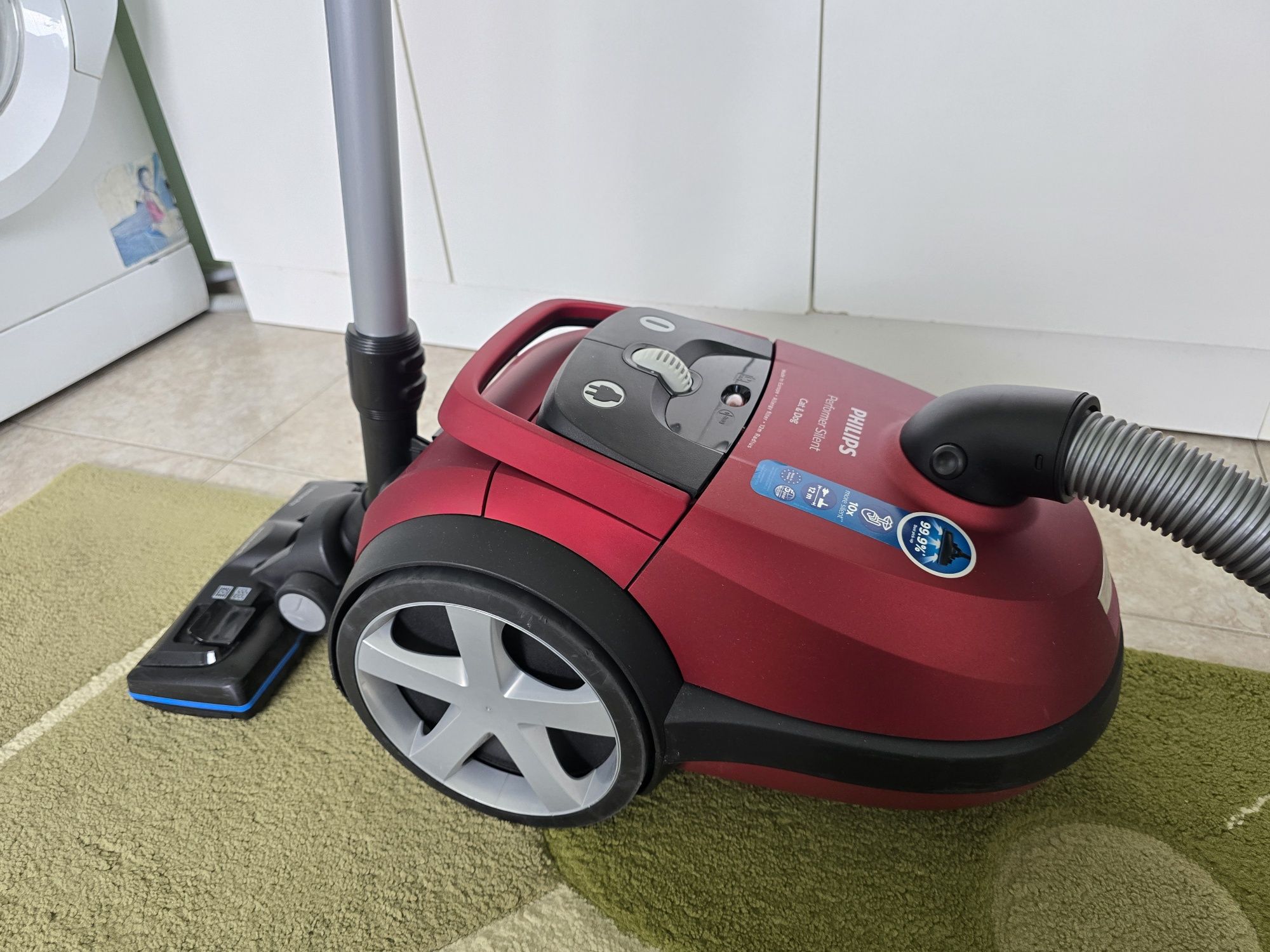 Прахосмукачка PHILIPS с Гаранция