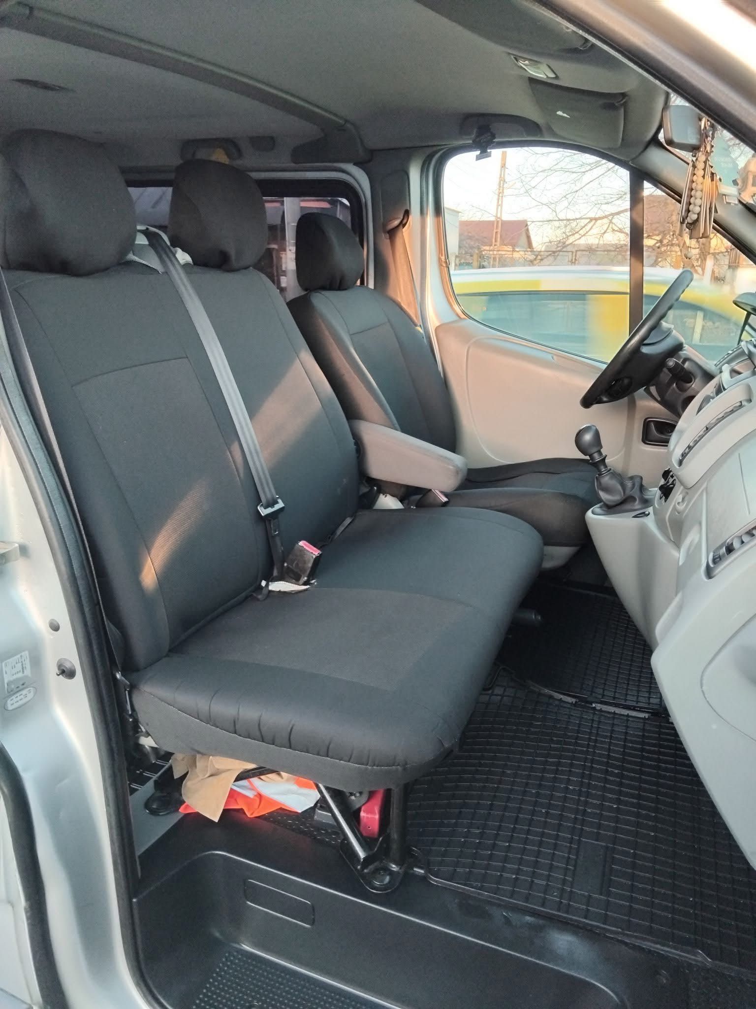 Vând Opel vivaro 2.0diesel 115cp, an 09.2008
