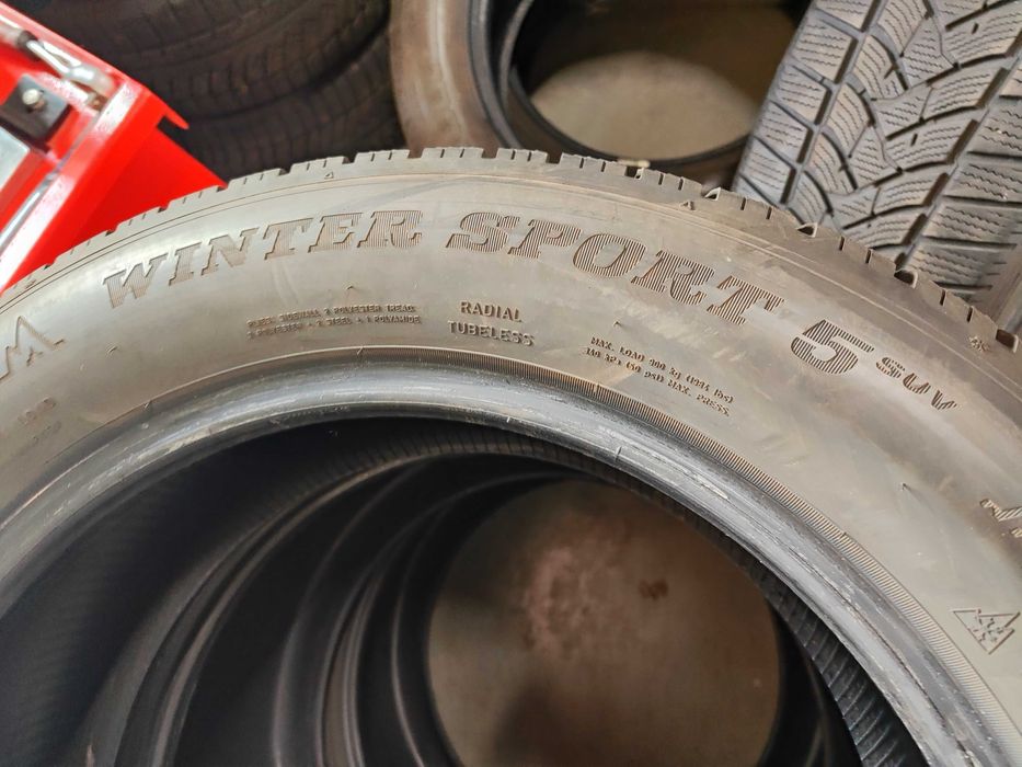 4бр.зимни гуми 225/60/18 Dunlop