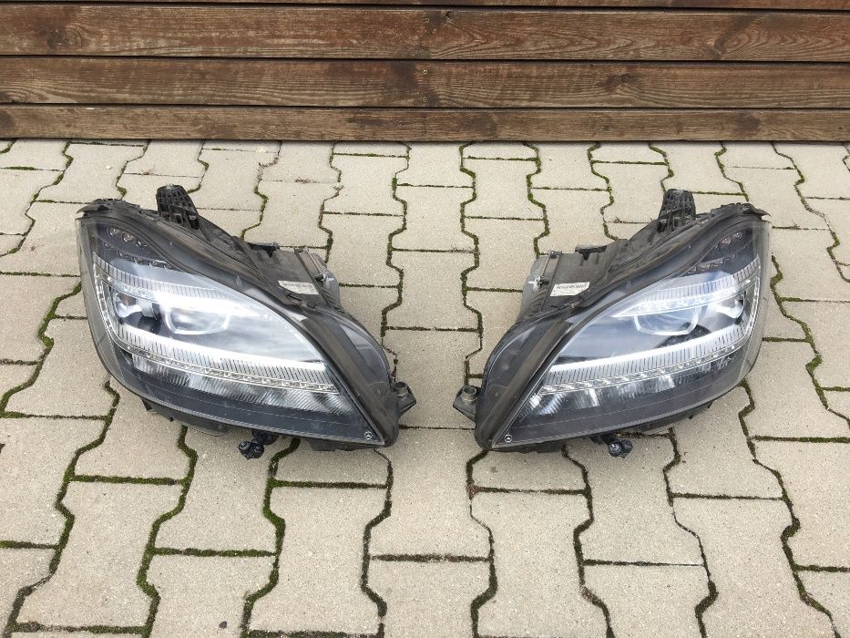 Mercedes Cls W218 far full led stanga dreapta faruri intelligent ils