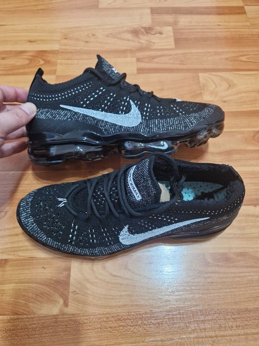 Vapormax 2023 model nou