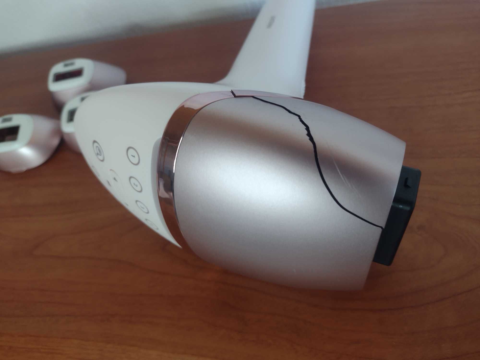 Фотоепилатор Philips Lumea Seria 9000 BRI958/00 sense IQ