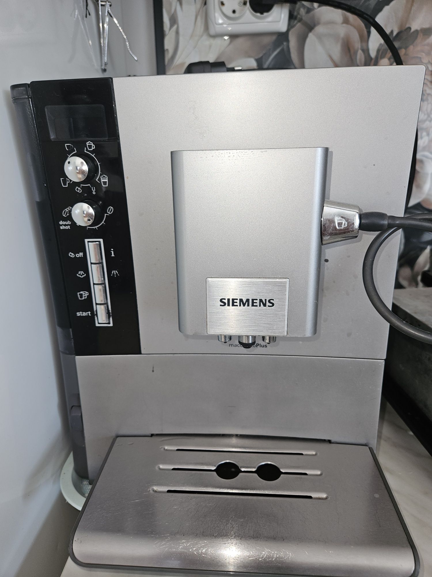 Кафе машина siemens eq5