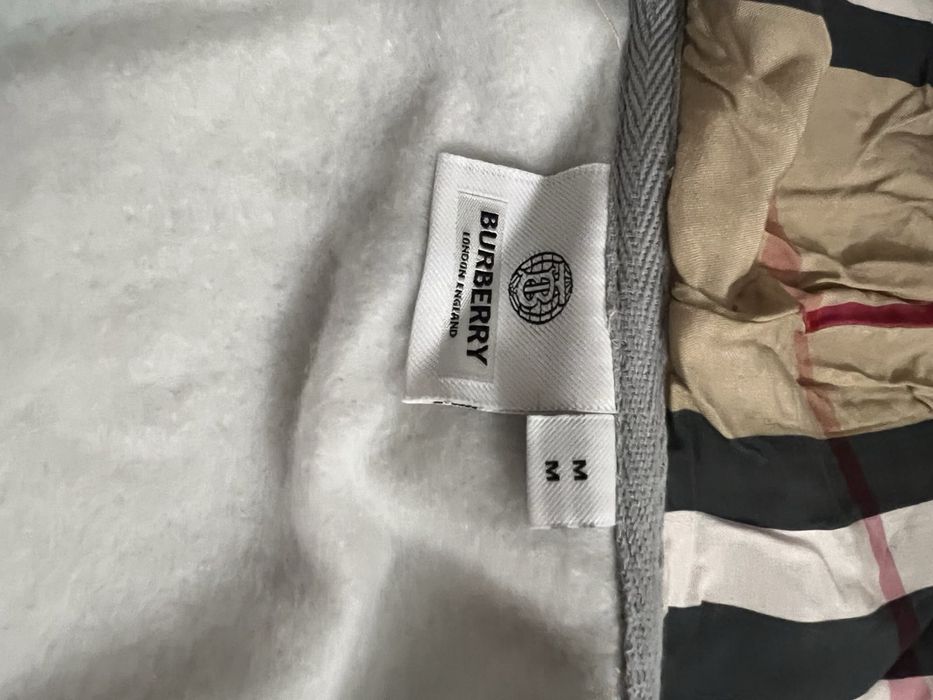 Горница на BURBERRY