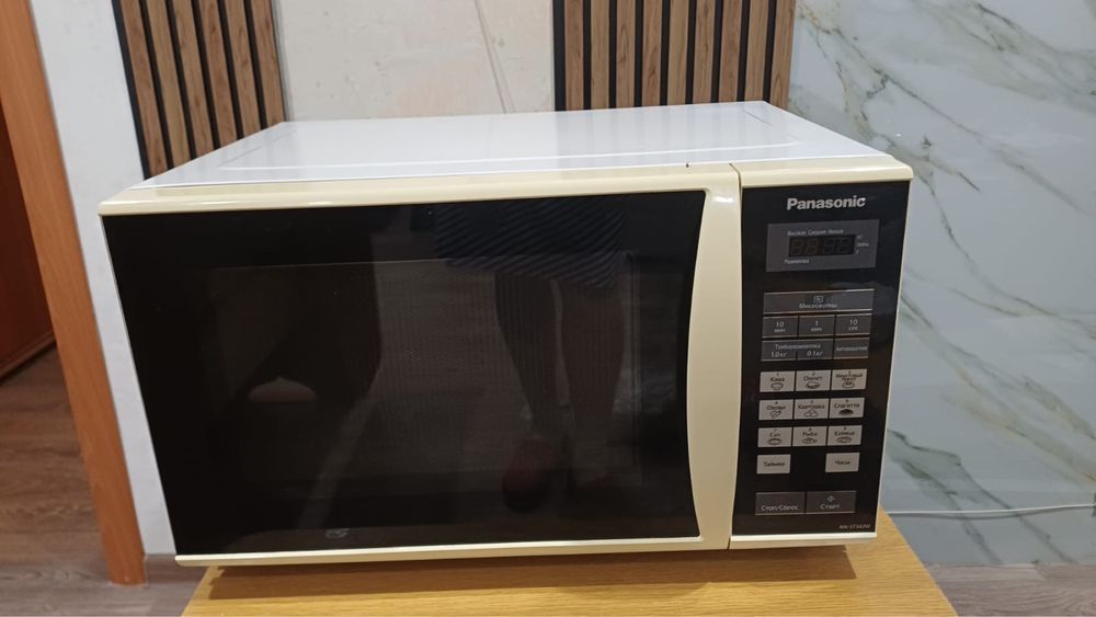 Продам микроволновую печь.