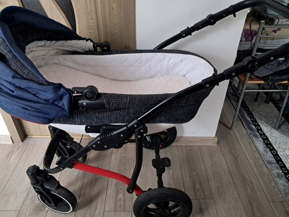 Vand carucior si scoica