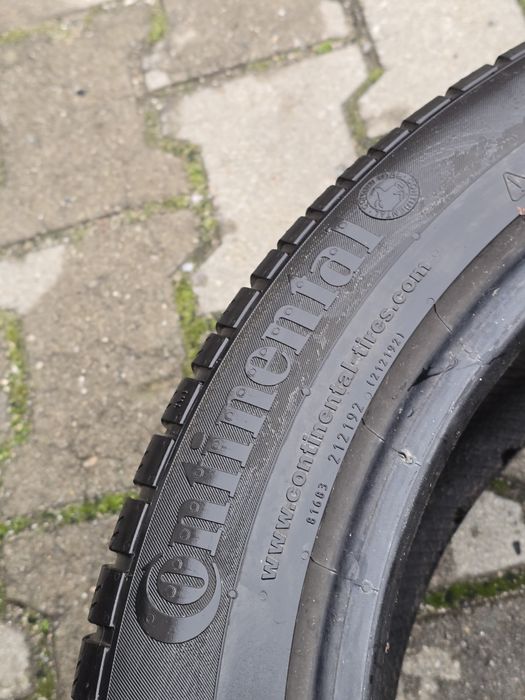 225 50 18 Continental