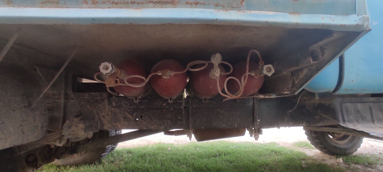 Gaz 53 sotiladi narxi Kelishib beramiz
