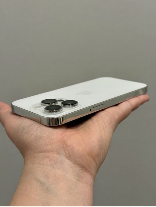 Продам IPhone 14pro 128gb