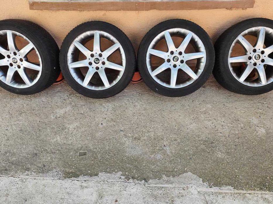 Нови зимни гуми с джанти.