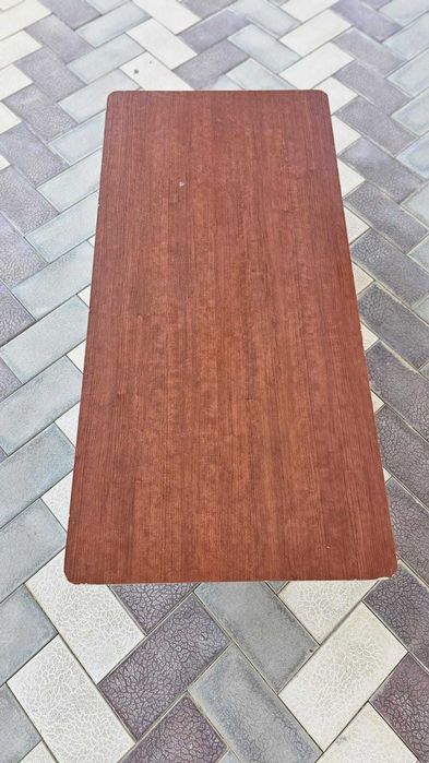 Продам обеденный стол 135 см*65 см