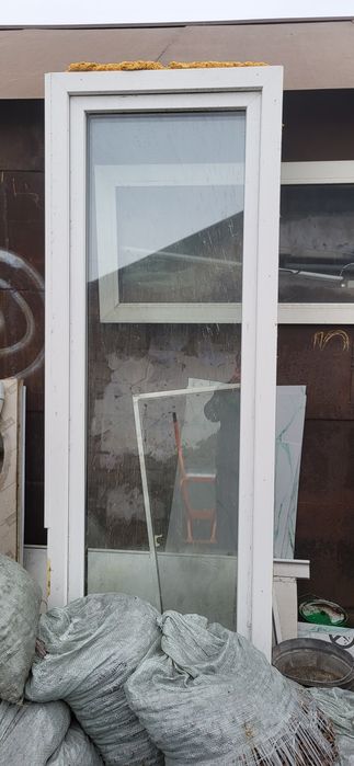 Дверь балконная бу, самовывоз    размер 74см×218см