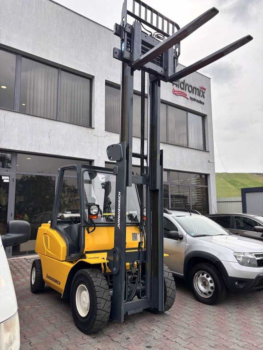 Stivuitor - Motostivuitor Jungheinrich DFG 40 Diesel-Perkins