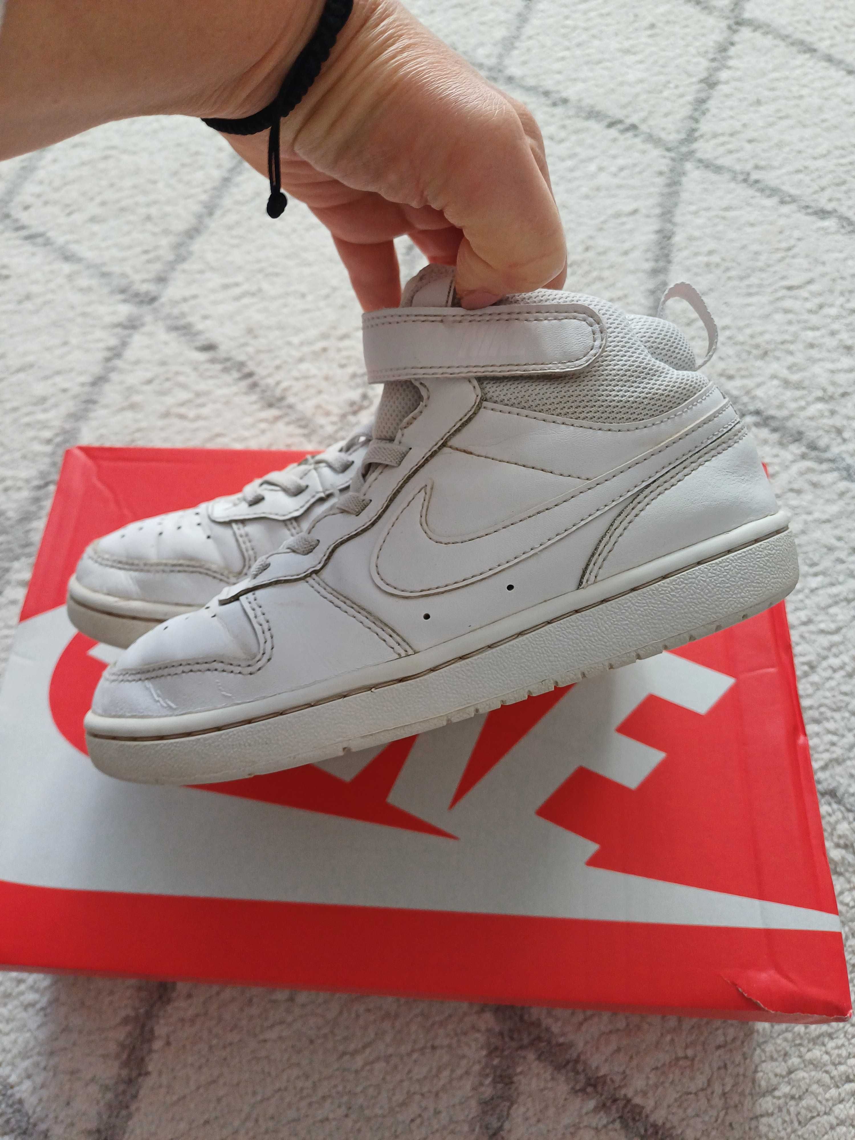 Маратонки Nike 32 номер