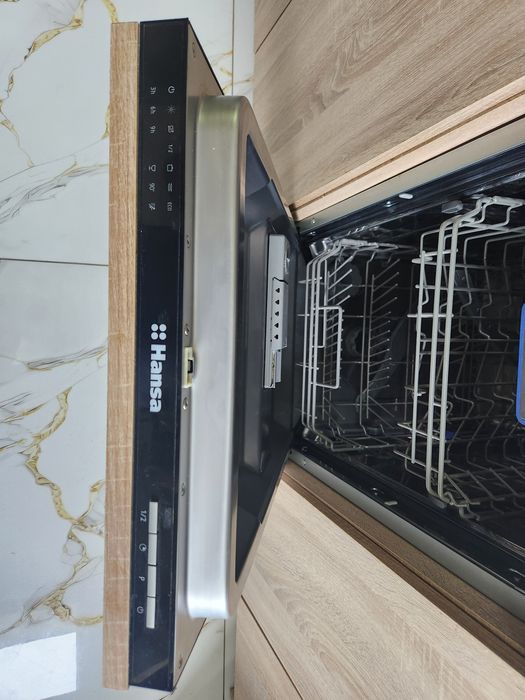 Masina de spalat vase hansa