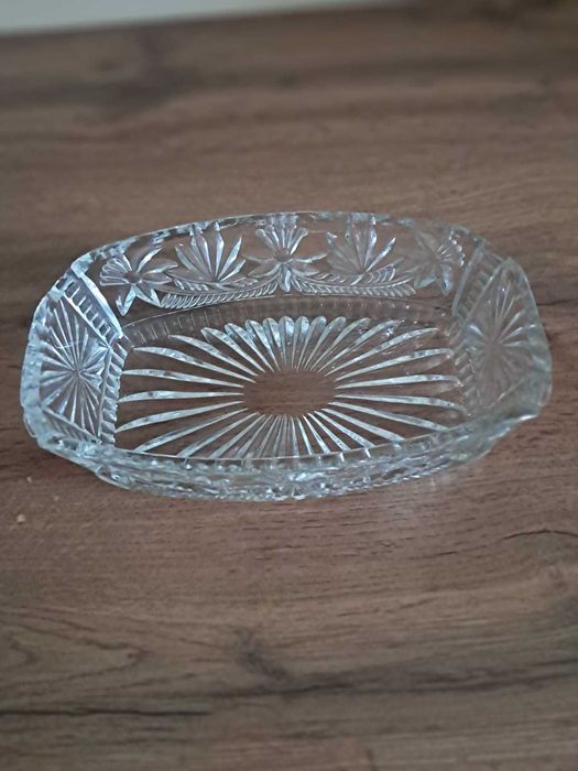 Продам салатницу