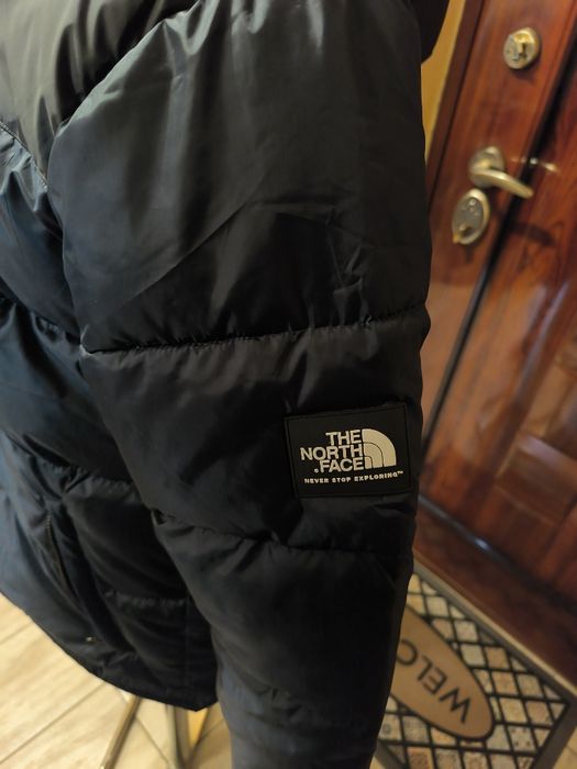 Geci puffer North face noi cu eticheta, model 700