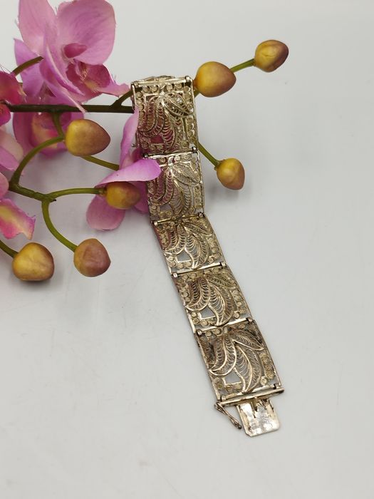 Антикварна сребърна гривна филигран 
УНИКАТ