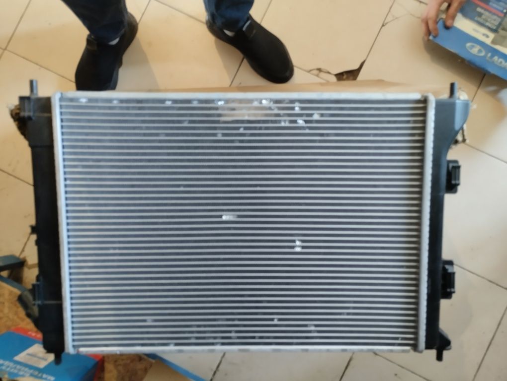 Радиатор охлаждения двигателя Элантра автомат Киа серато