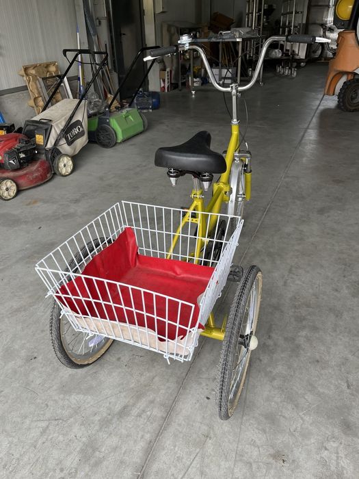 Продавам колело тип Триколка.