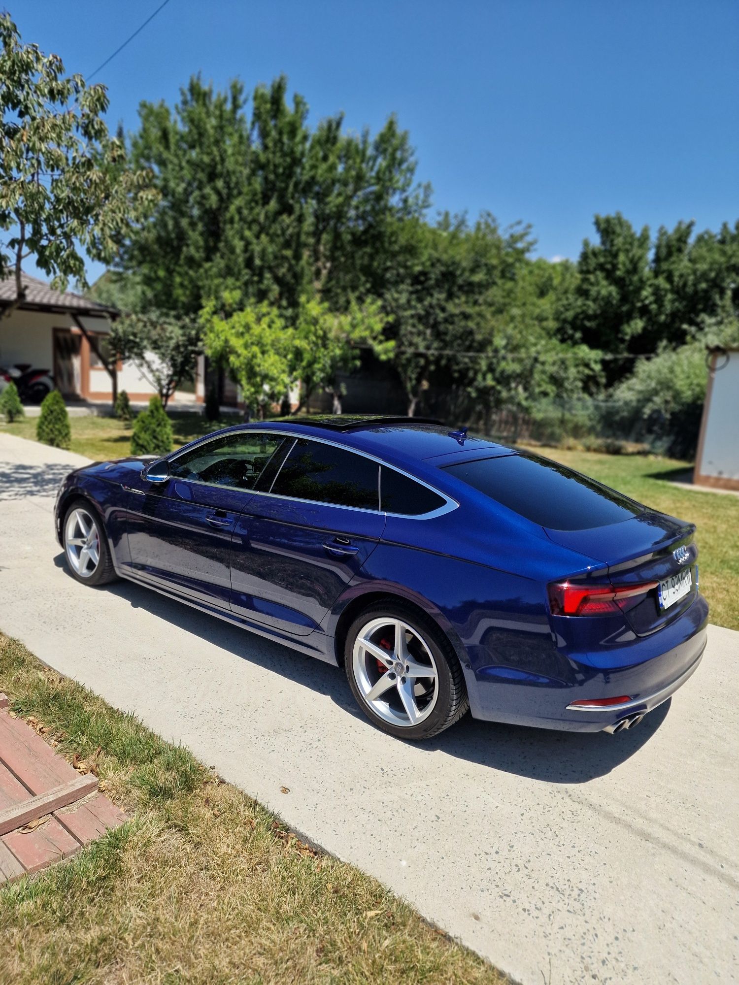 Vând Audi a5 2.0 190 cp