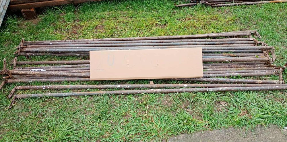 Schele metalice de vanzare