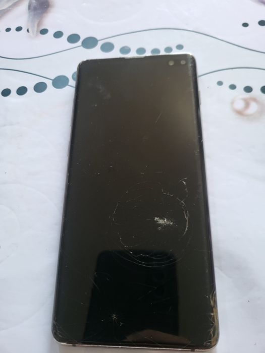 Samsung S10 plus 512gb 40 000 те