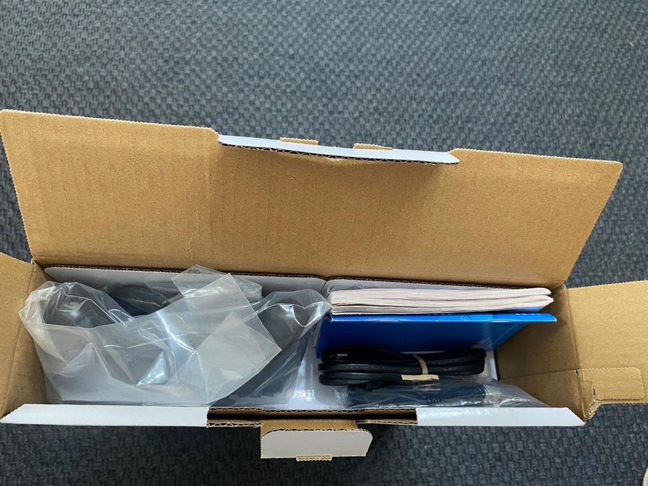 Vand ps4 silm sony nou in cutie