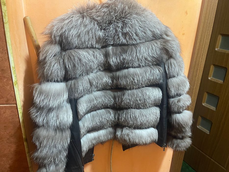 Haina blană naturală,achiziționată din Turcia!purtata de câteva ori!