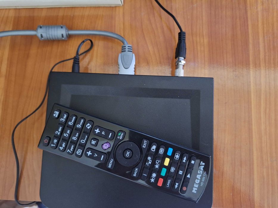 Receptor receiver Digital Terestru TV Tuner DVB-T2  Full HD 12 posturi