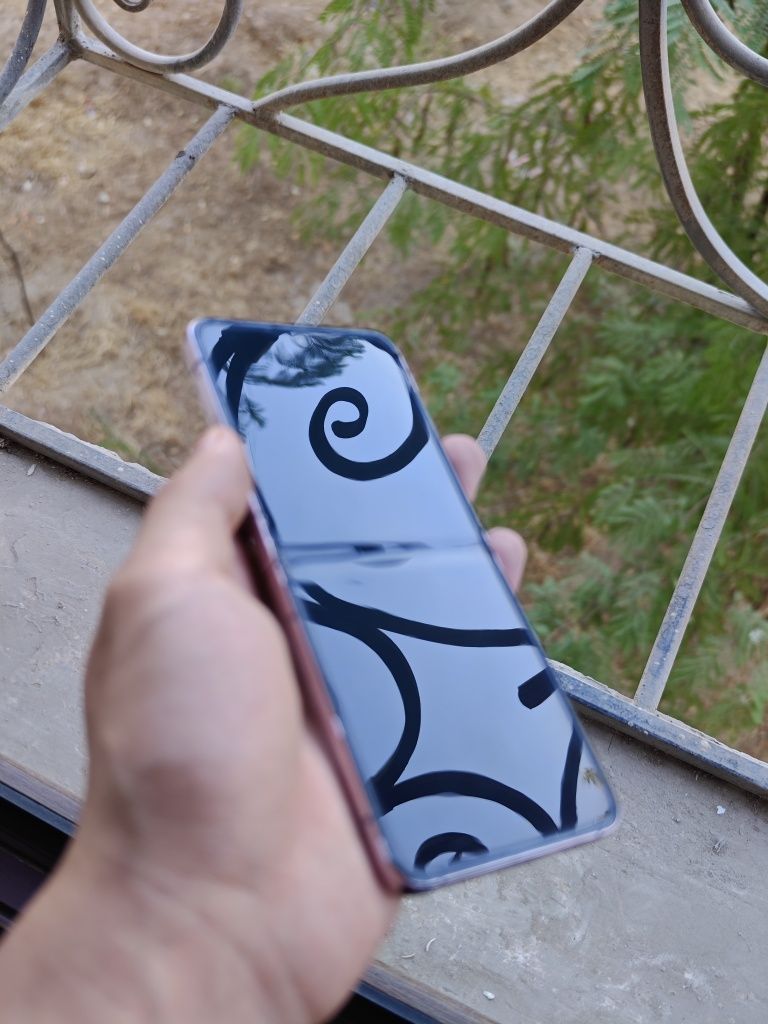 Z flip 5 12/256 ideal
