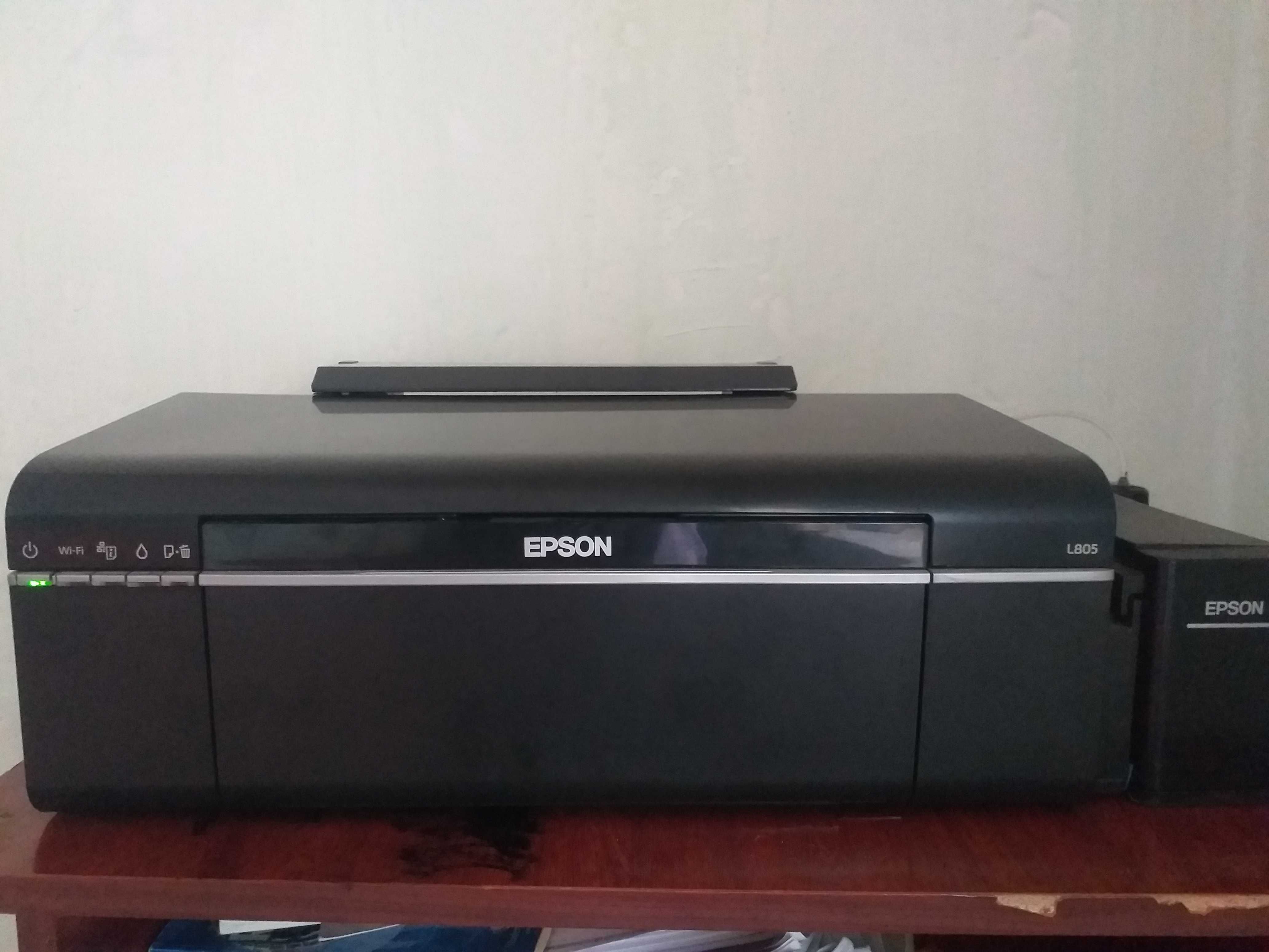 Epson L805 printer sotiladi.  Xolati yaxshi ishlab turgan printer.