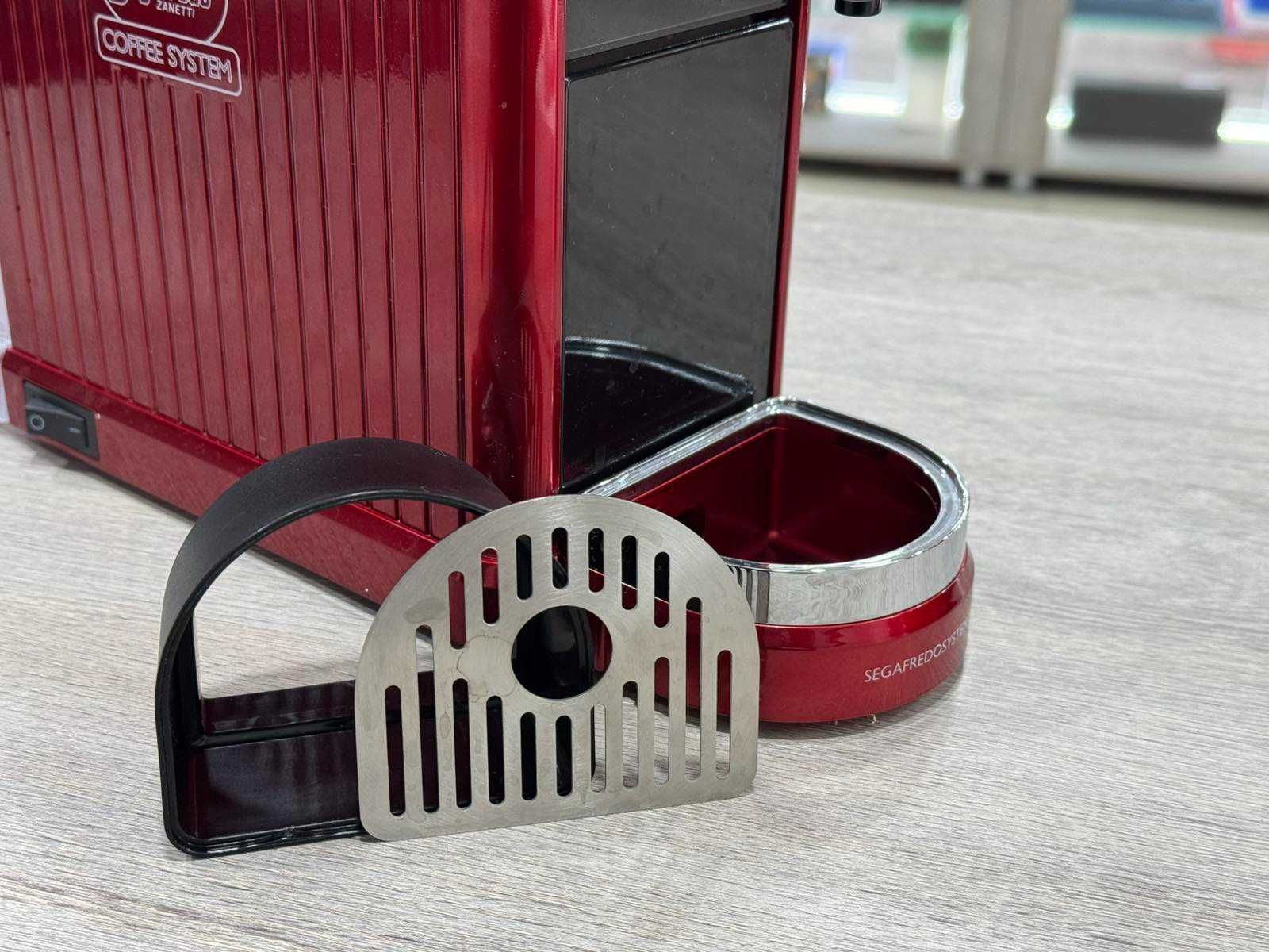 Еспресо кафе машина капсули Segafredo Zanetti Espresso 1 Plus 1260W