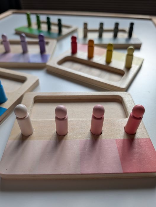 Дървена игра за сортиране по цветове