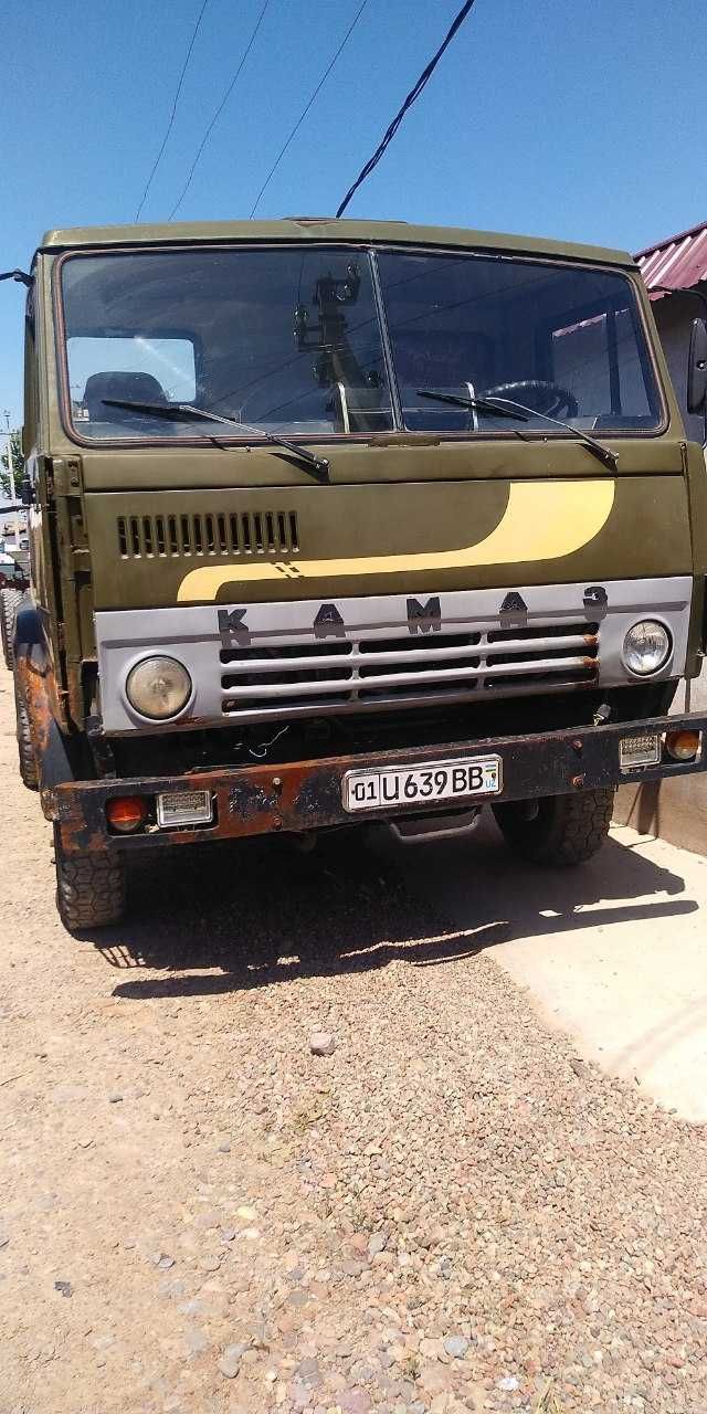 Тягач Камаз 5410 ва Контейнеровоз (рамный)