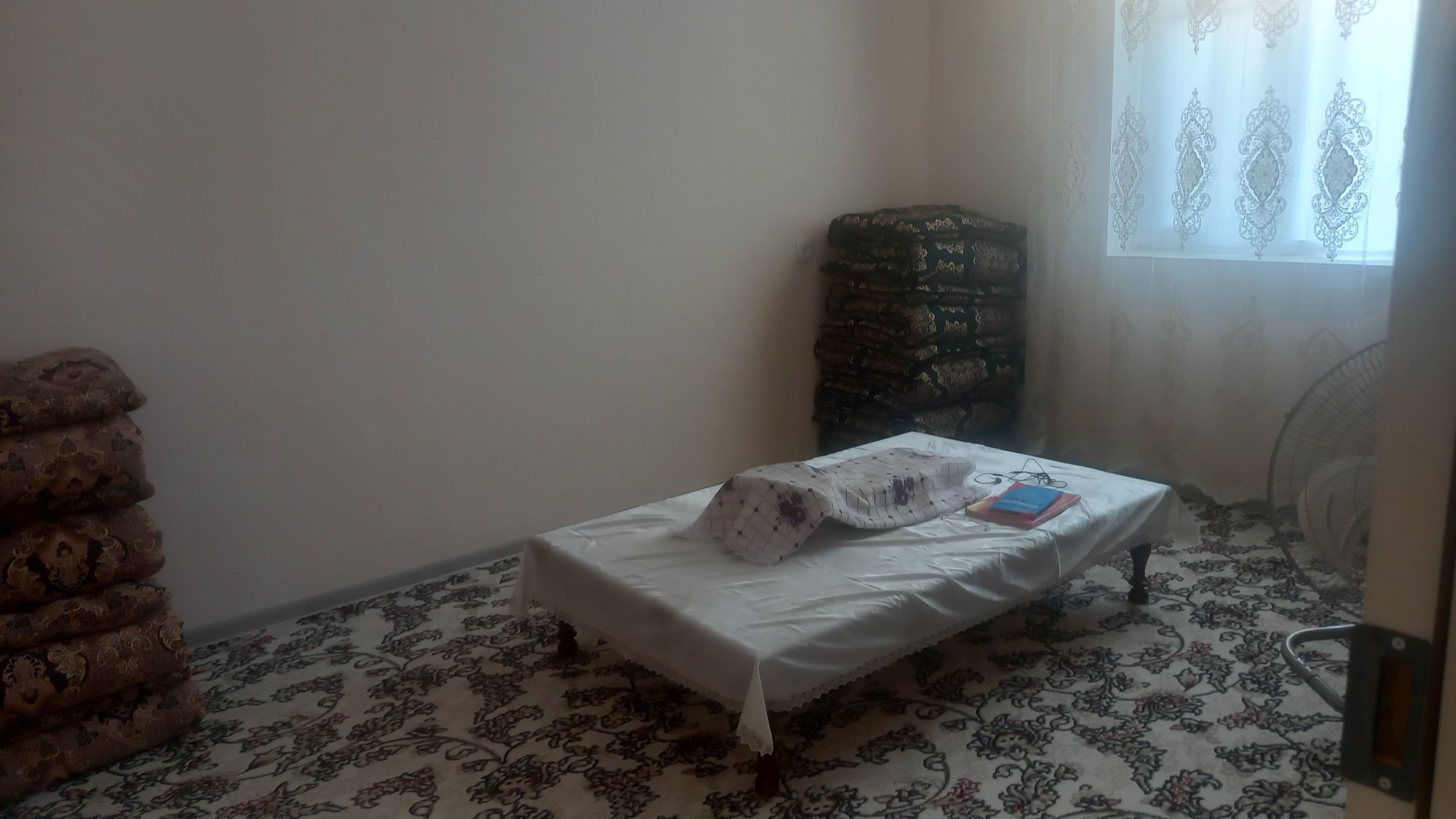 Zudlik bilan kotej uyi sotiladi