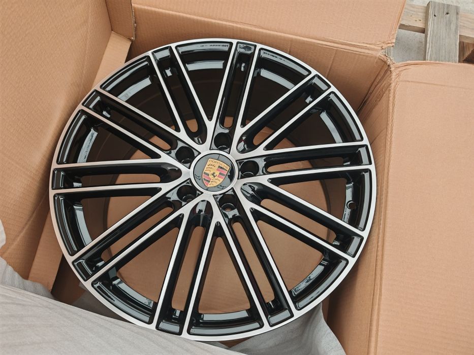 vand jante de aliaj pentru Porsche Cayenne pe 21 marca RC wheels
